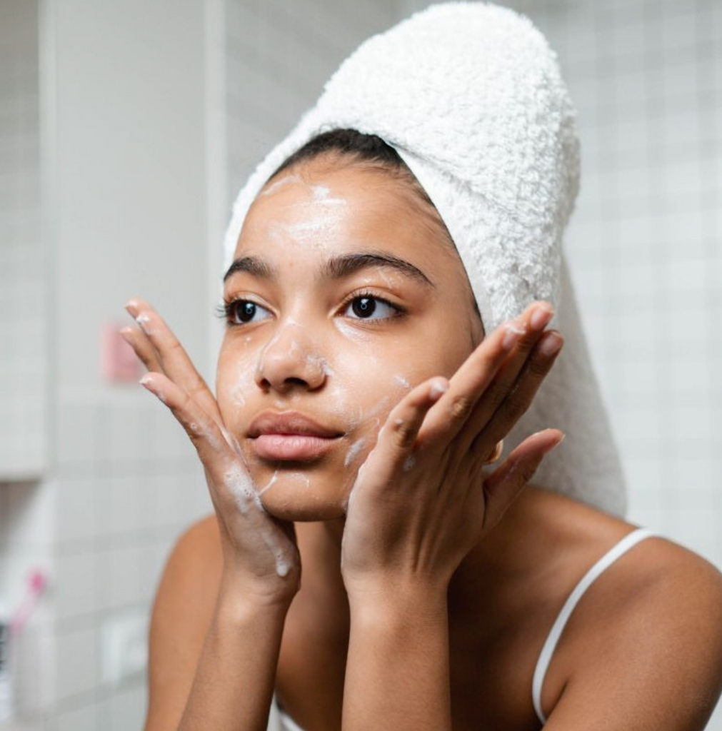 Comment utiliser le savon noir africain pour améliorer la santé de votre peau