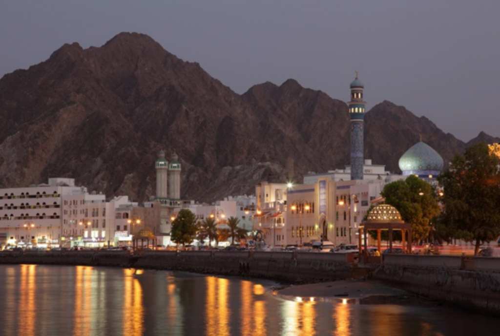 Les huiles essentielles d'Oman : vertus ancestrales pour la peau et le bien-être