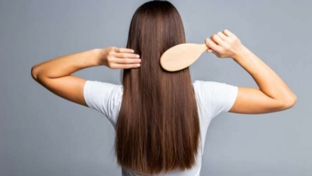 Les 5 meilleures huiles naturelles pour nourrir les cheveux secs et abîmés