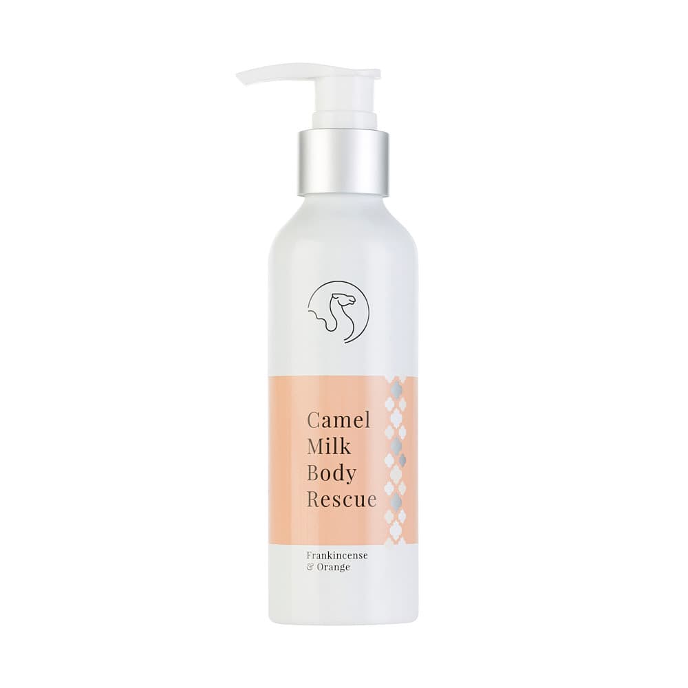 Crème corps de face sur fond blanc 