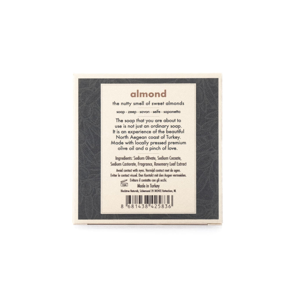 savon de dos sur fond blanc