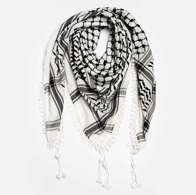 Keffieh de face noir et blanc sur fond blanc 