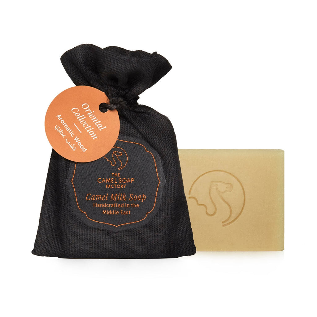 savon au lait de chamelle de face sur fond blanc 