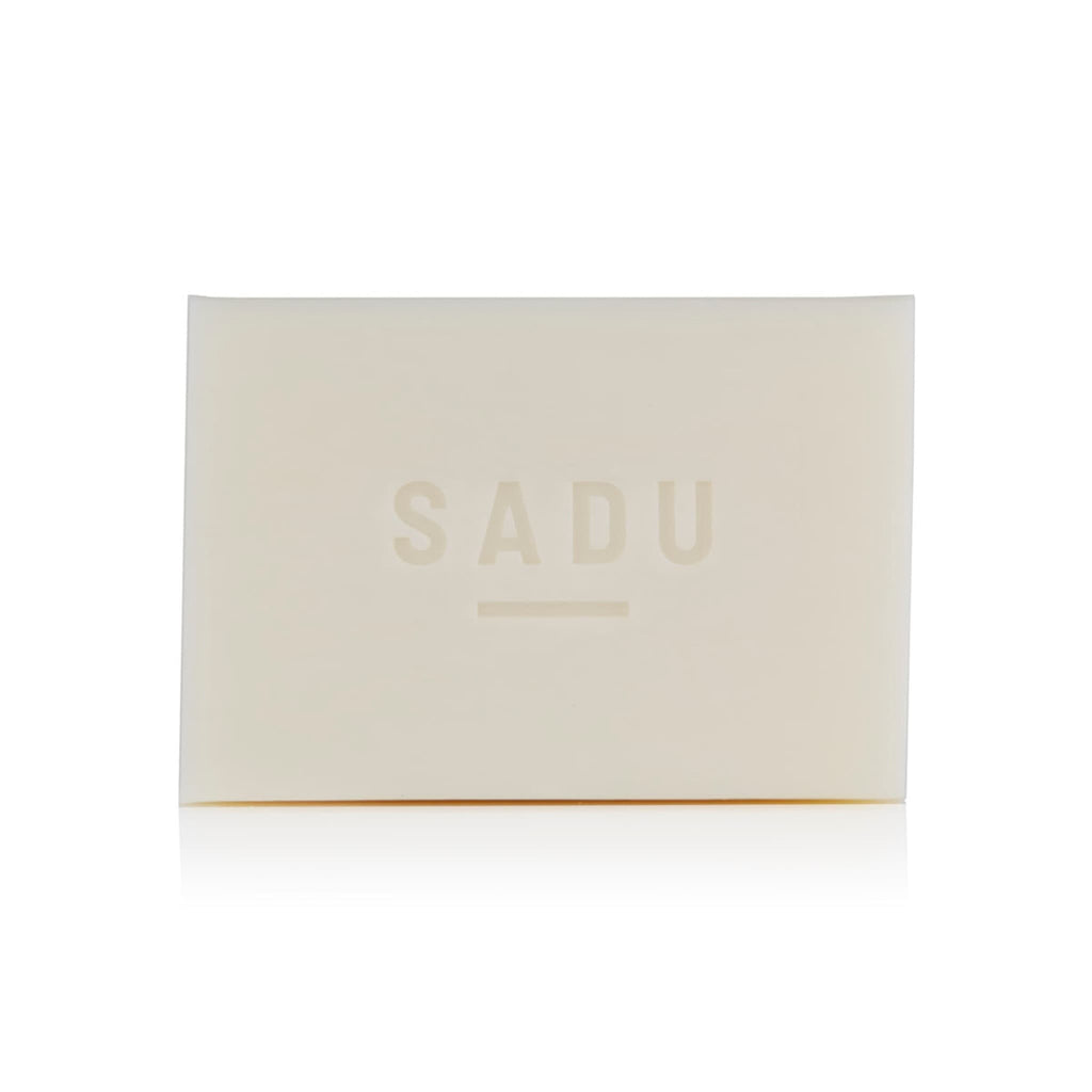 savon de face sur fond blanc